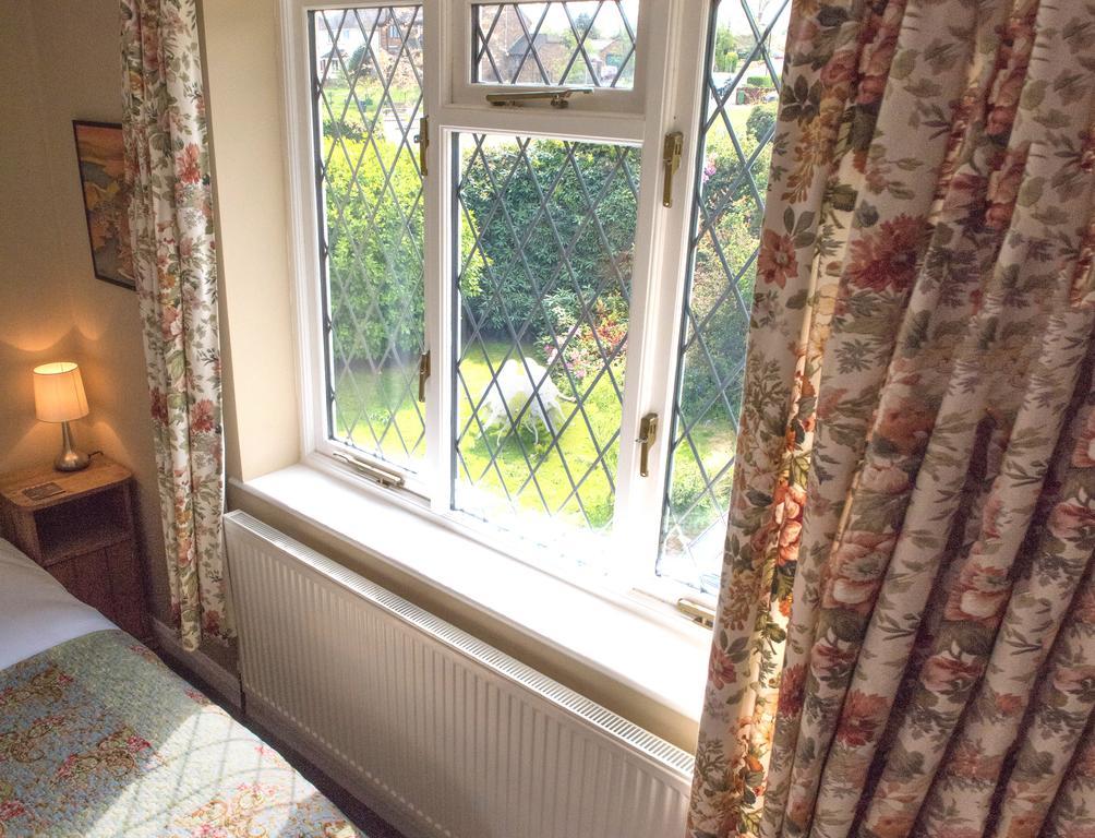 Ward Avenue B&B カウズ 部屋 写真