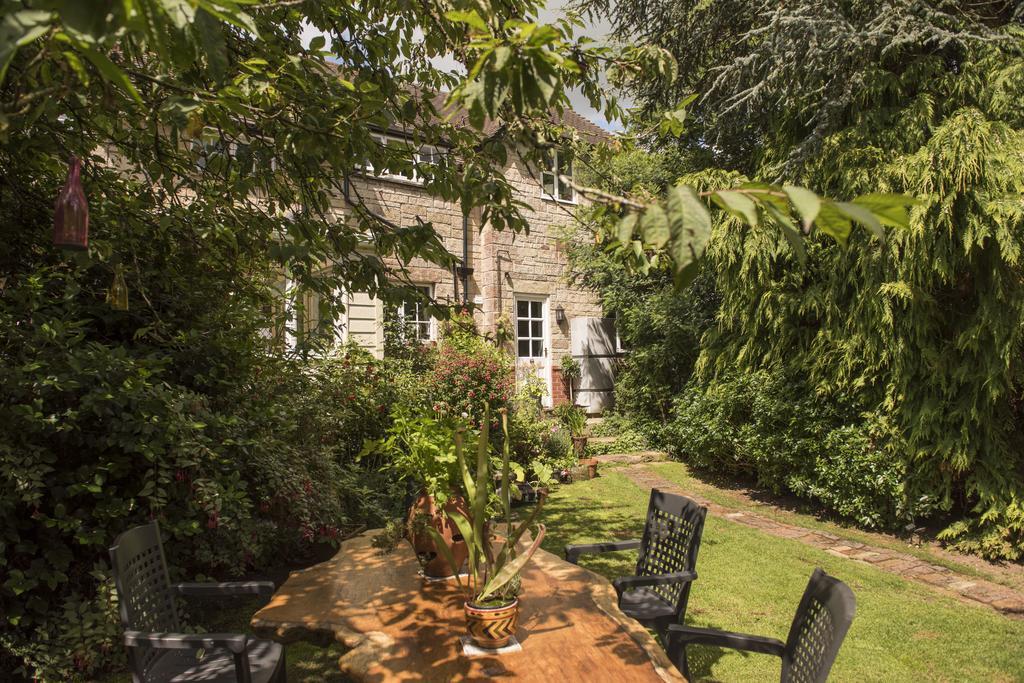 Ward Avenue B&B カウズ エクステリア 写真